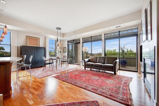 317 Groveland Avenue 705, Minneapolis, MN 55403