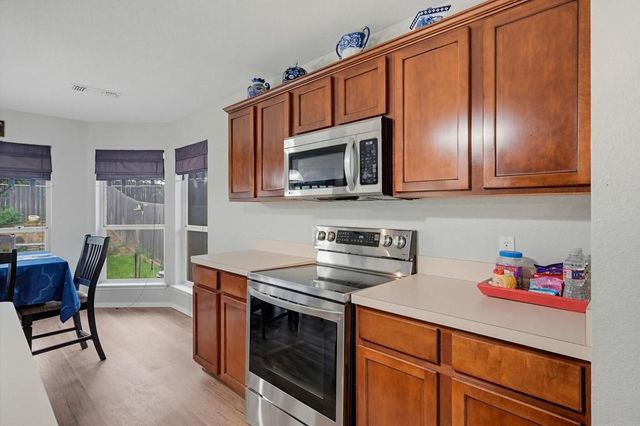 1028 Cedar Ridge Lane, Burleson, TX 76028