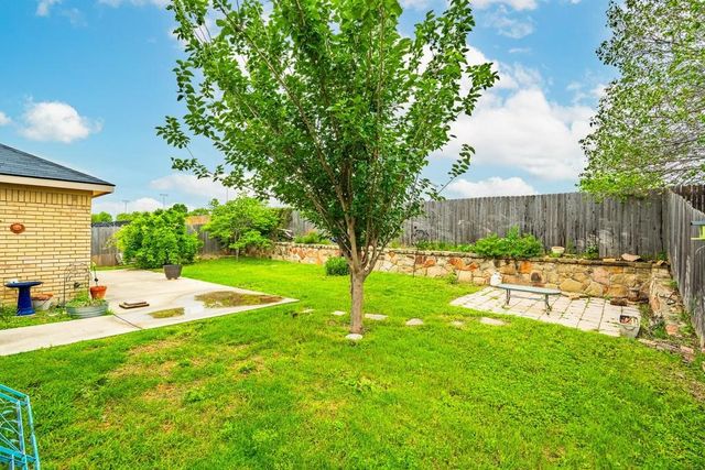 1028 Cedar Ridge Lane, Burleson, TX 76028