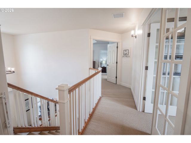 444 NAISMITH Blvd, Eugene, OR 97404