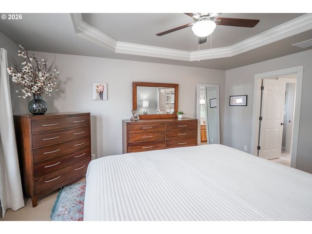 444 NAISMITH Blvd, Eugene, OR 97404