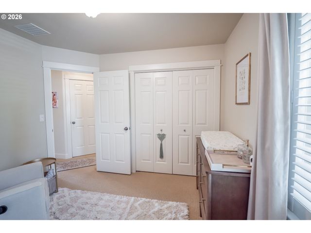 444 NAISMITH Blvd, Eugene, OR 97404