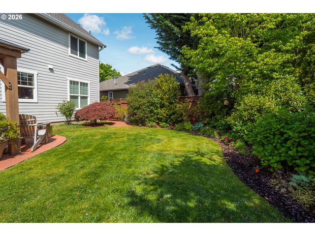 444 NAISMITH Blvd, Eugene, OR 97404