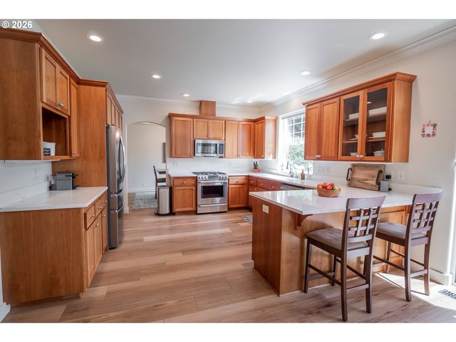 444 NAISMITH Blvd, Eugene, OR 97404