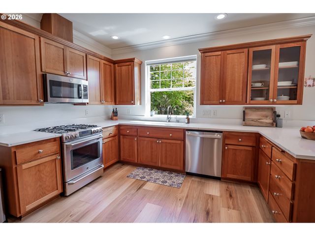 444 NAISMITH Blvd, Eugene, OR 97404