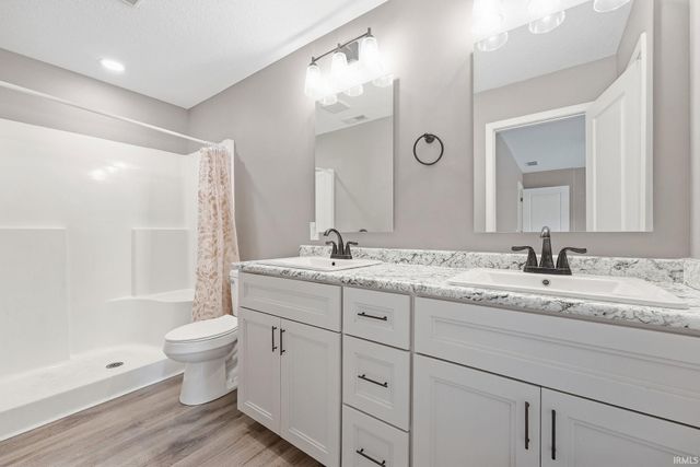 6119 Altadena Drive, Fort Wayne, IN 46816