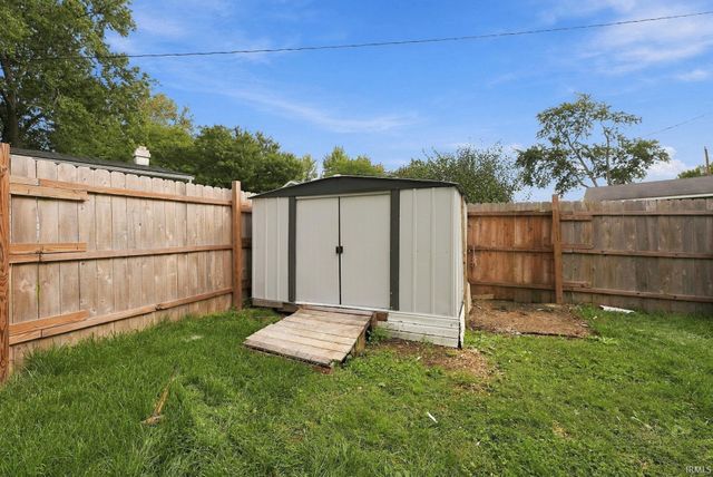 6119 Altadena Drive, Fort Wayne, IN 46816
