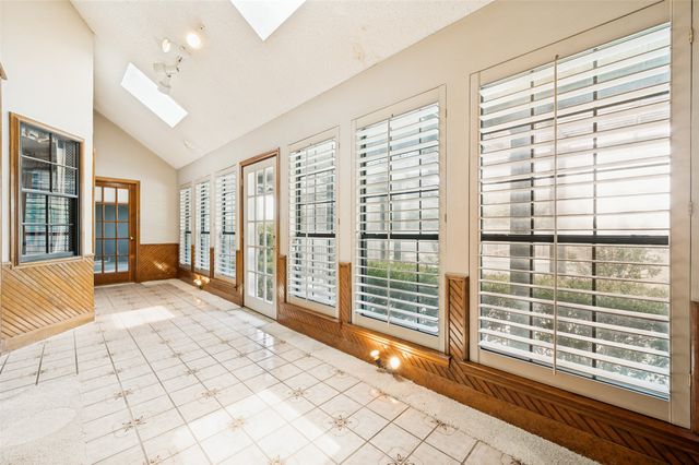 10931 Marsh Lane, Dallas, TX 75229