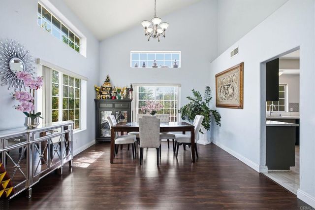 1737 Foxfire Court, Escondido, CA 92026
