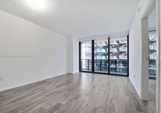 801 S Miami Avenue 1807, Miami, FL 33130