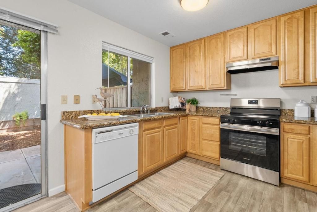 Image 14 of property listing at 406 Sailfish Drive, Aptos, CA 95003
