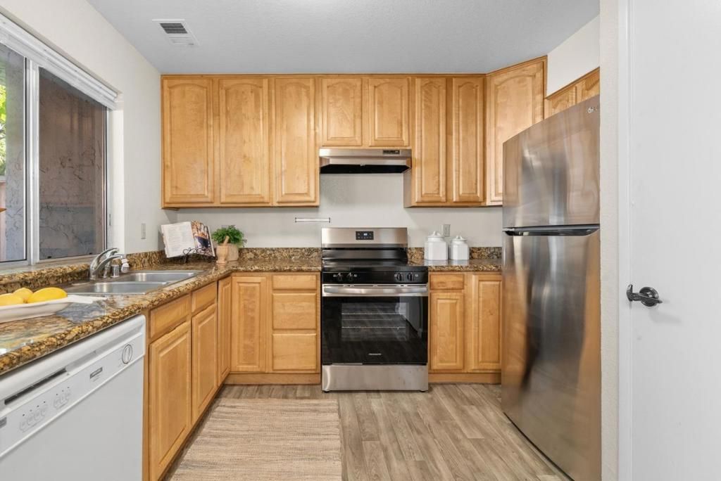 Image 15 of property listing at 406 Sailfish Drive, Aptos, CA 95003
