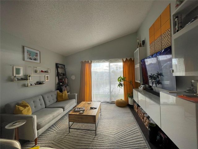2516 WOODGATE BOULEVARD 205, Orlando, FL 32822