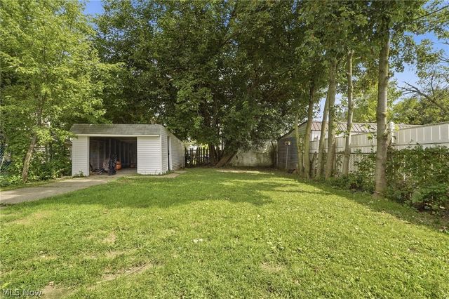 3131 W 92nd Street, Cleveland, OH 44102