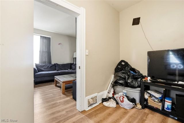 3131 W 92nd Street, Cleveland, OH 44102
