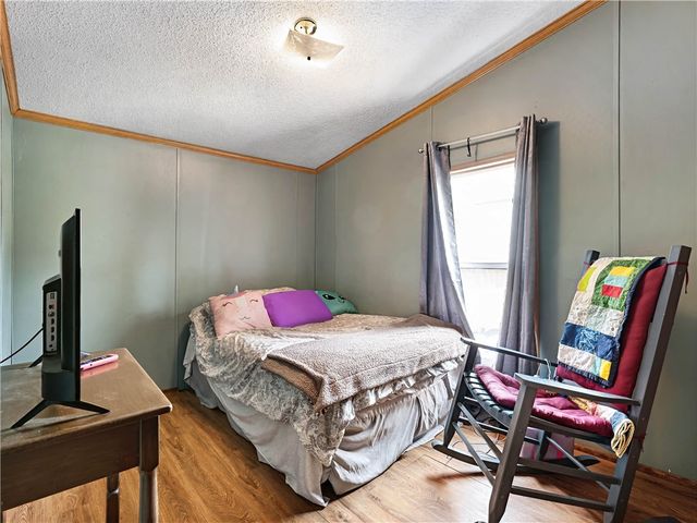 34 First Street, Ellwood City, PA 16117