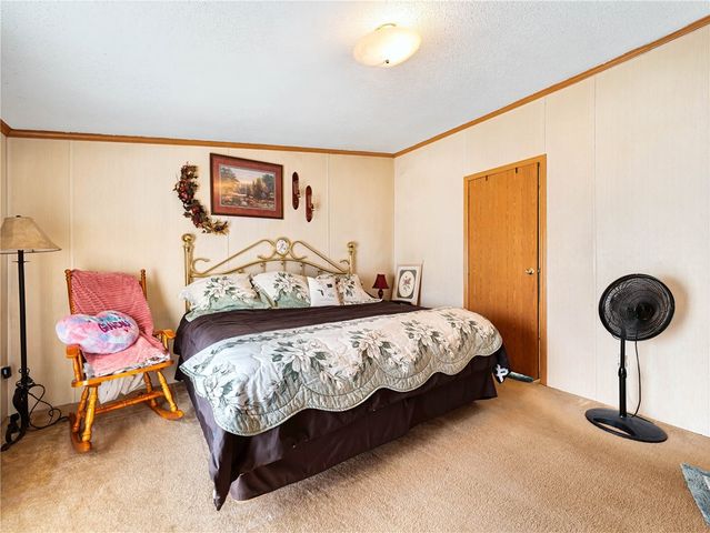 34 First Street, Ellwood City, PA 16117