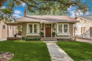 330 W Gramercy Pl, San Antonio, TX 78212