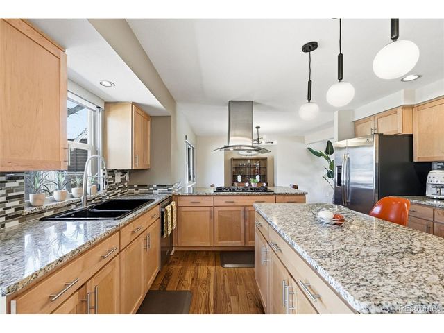 6933 E Heritage Pl, Centennial, CO 80111