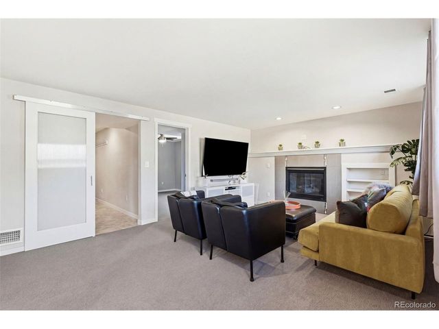 6933 E Heritage Pl, Centennial, CO 80111