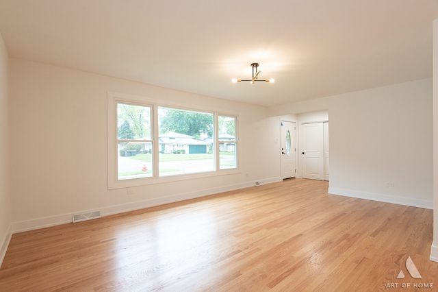 17024 Kimbark Avenue, South Holland, IL 60473