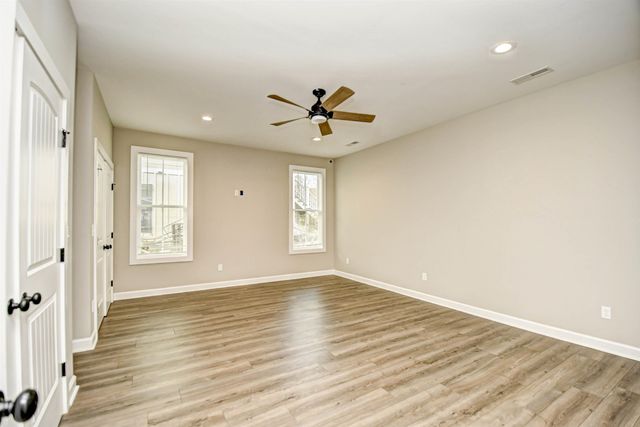 3877 Spanner Way, Murrells Inlet, SC 29576