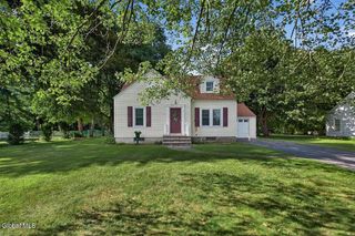 180 Lake Hill Road, Glenville, NY 12027