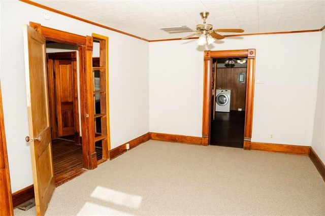 2405 Grand Avenue, Parsons, KS 67357