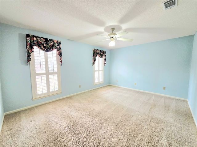 1049 Riverdale Drive, Waycross, GA 31503