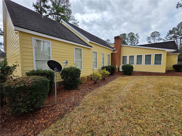 1049 Riverdale Drive, Waycross, GA 31503
