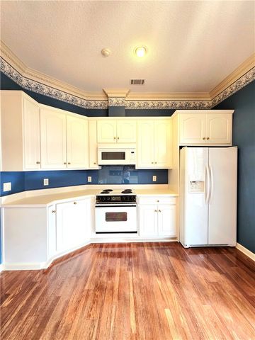 1049 Riverdale Drive, Waycross, GA 31503