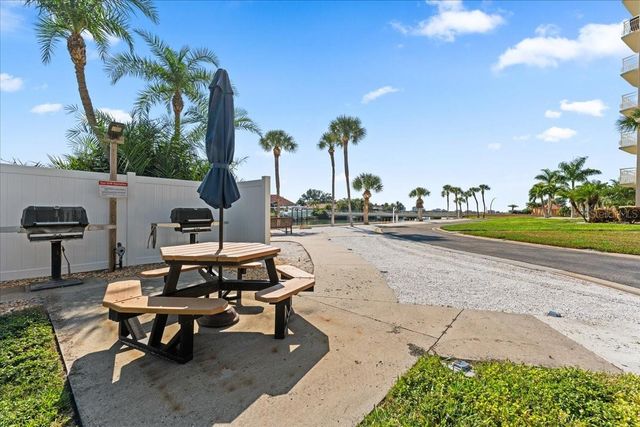 4900 BRITTANY DRIVE S 610, St Petersburg, FL 33715