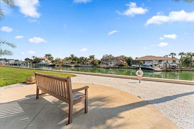 4900 BRITTANY DRIVE S 610, St Petersburg, FL 33715