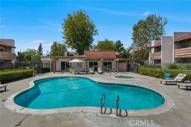 17554 Vandenberg Lane 19, Tustin, CA 92780