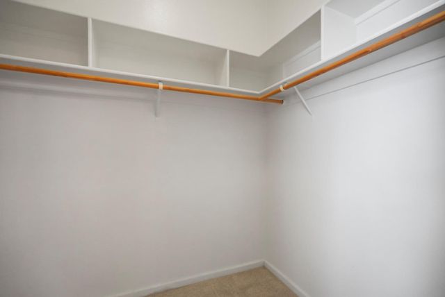 975 Briarwood Dr, Livingston, CA 95334