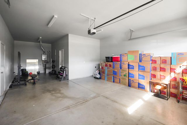 975 Briarwood Dr, Livingston, CA 95334