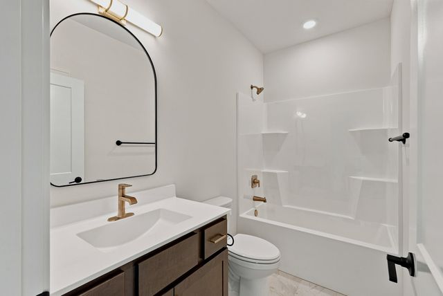 5859 ARBOR POINTE PKY, Columbia, MO 65202