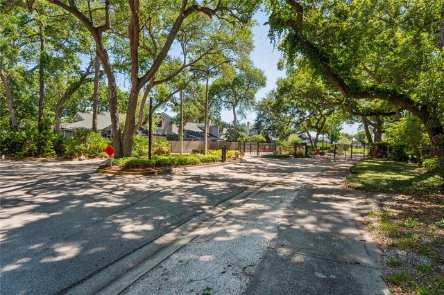 110 HAMMOCK PINE BOULEVARD, Clearwater, FL 33761
