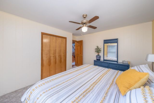 10197 E Royal Road, Morton Twp, MI 49346