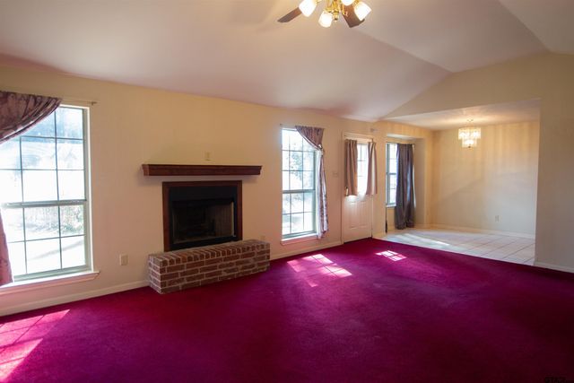 3616 Donna Dr, Tyler, TX 75702