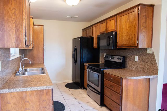 3616 Donna Dr, Tyler, TX 75702
