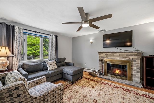 630 Lynnfield St, Lynn, MA 01904