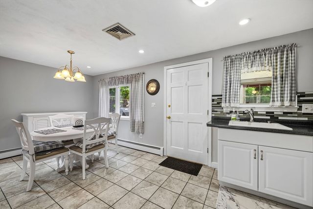 630 Lynnfield St, Lynn, MA 01904