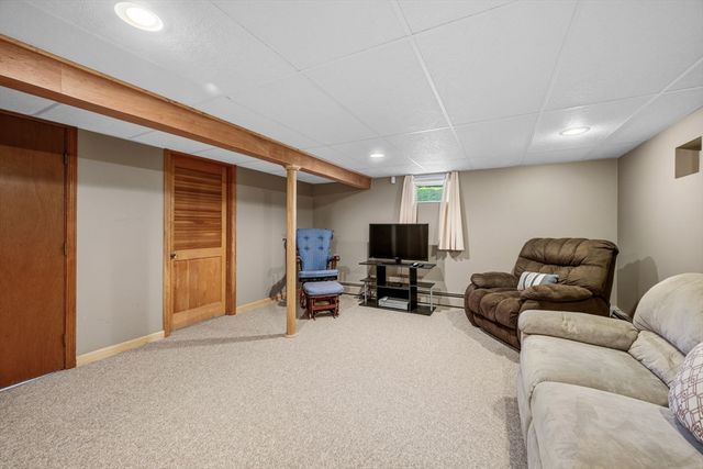 630 Lynnfield St, Lynn, MA 01904