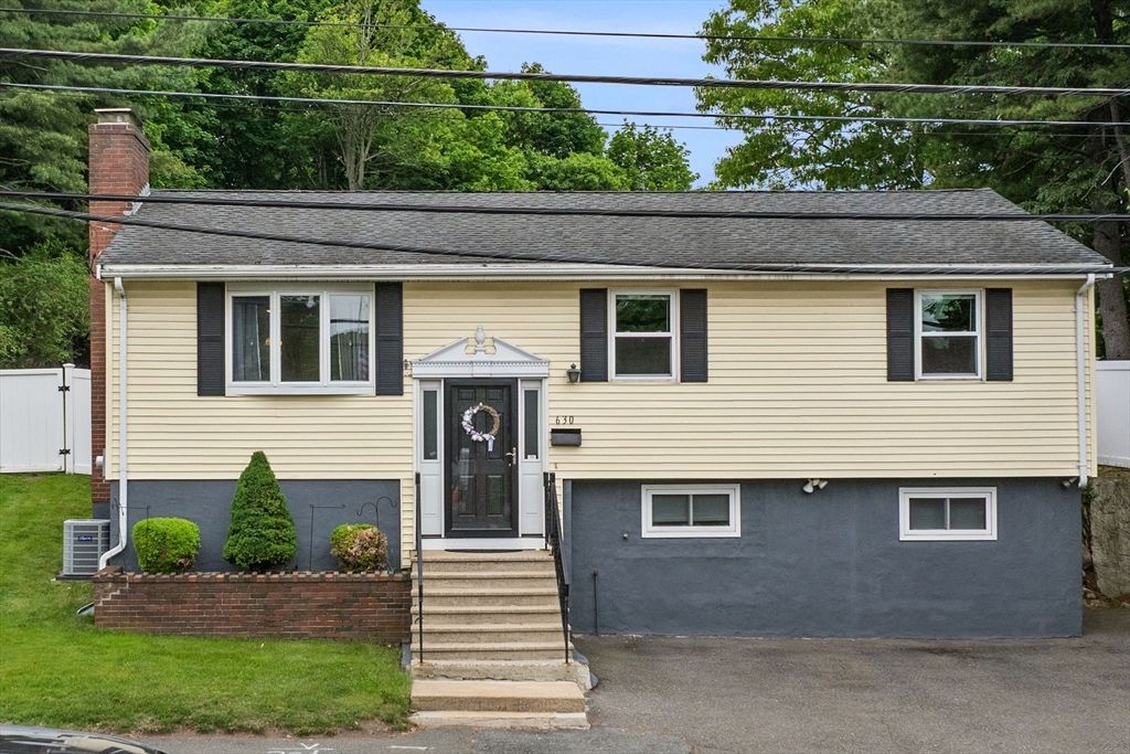 630 Lynnfield St, Lynn, MA 01904