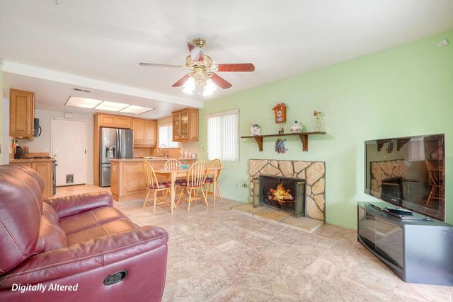 218 Saguaro Place, Oceanside, CA 92057