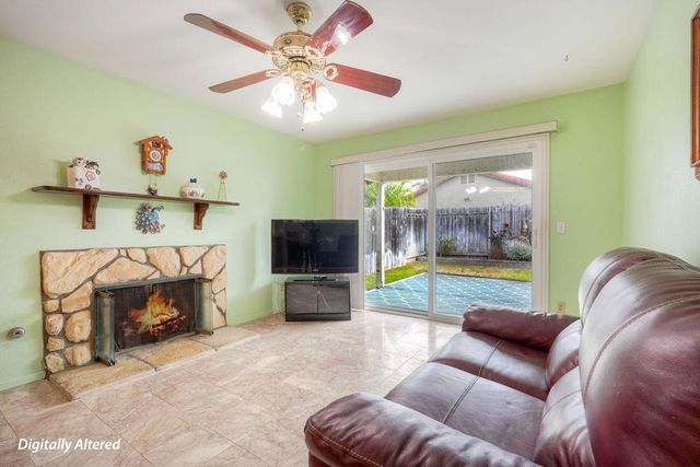 218 Saguaro Place, Oceanside, CA 92057
