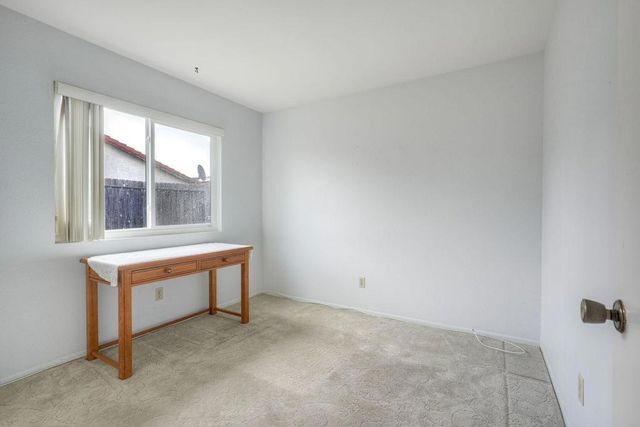 218 Saguaro Place, Oceanside, CA 92057