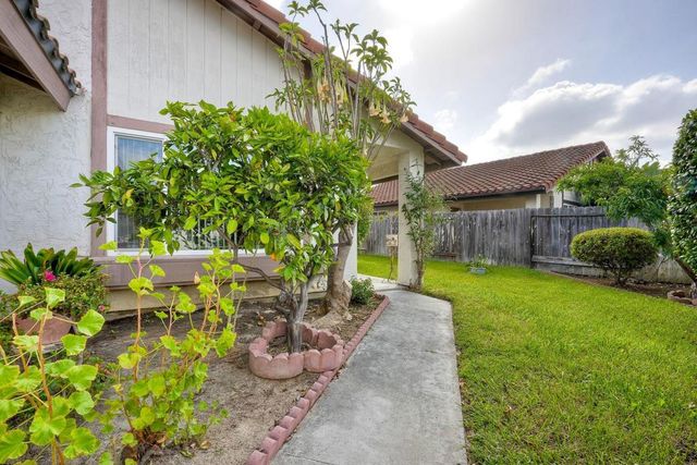 218 Saguaro Place, Oceanside, CA 92057