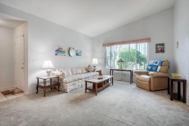 218 Saguaro Place, Oceanside, CA 92057